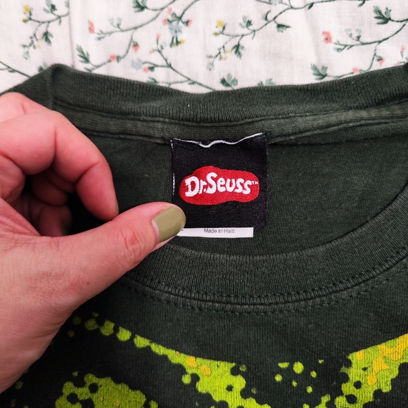 The Grinch (big print) - Picture 2 of 5